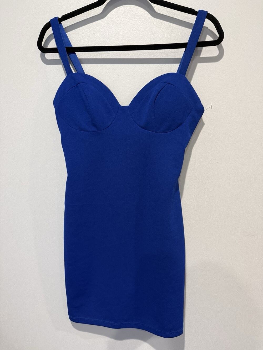 B. Darlin Juniors Size 7/8 Royal Blue Mini Bodycon Dress Sweetheart Neckline